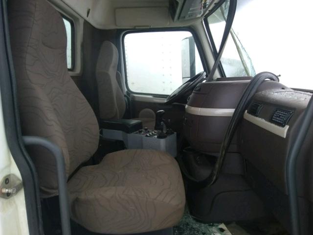 4V5KC9EJ2DN564134 - 2013 VOLVO VHD Biały zdjęcie 5