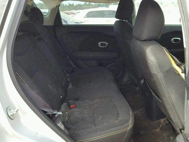 KNDJP3A55E7728407 - 2014 KIA SOUL + SILVER photo 6