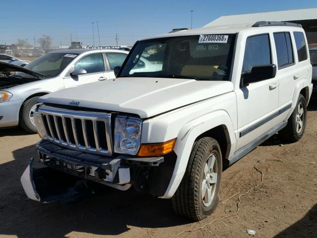 1J8HG48K67C561347 - 2007 JEEP COMMANDER WHITE photo 2