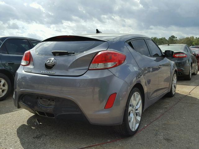 KMHTC6AD5DU100873 - 2013 HYUNDAI VELOSTER B GRAY photo 4