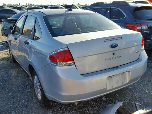 1FAHP35NX8W192224 - 2008 FORD FOCUS SE SILVER photo 3