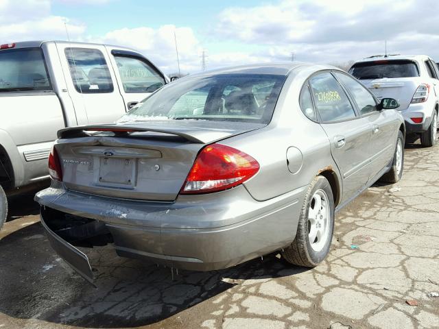 1FAFP55S44G162598 - 2004 FORD TAURUS SES GREEN photo 4