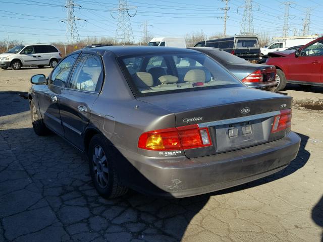 KNAGD128725132543 - 2002 KIA OPTIMA MAG TAN photo 3