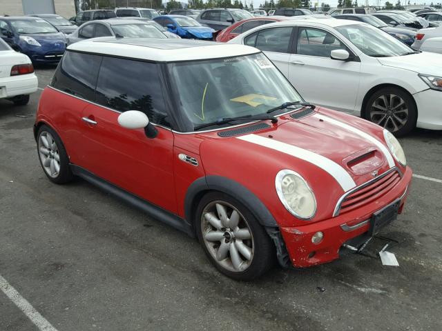 WMWRE33495TG95545 - 2005 MINI COOPER S RED photo 1