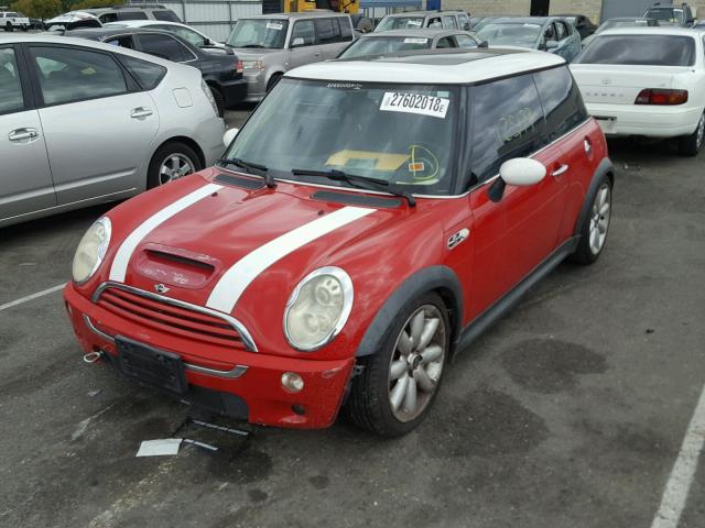 WMWRE33495TG95545 - 2005 MINI COOPER S RED photo 2