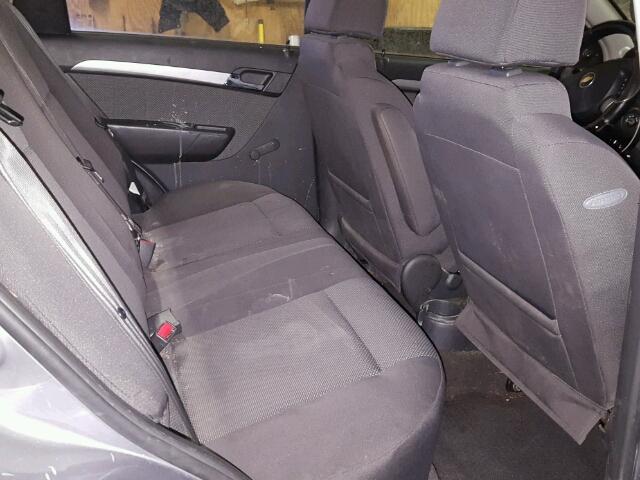 KL1TD56E09B662090 - 2009 CHEVROLET AVEO LS SILVER photo 6