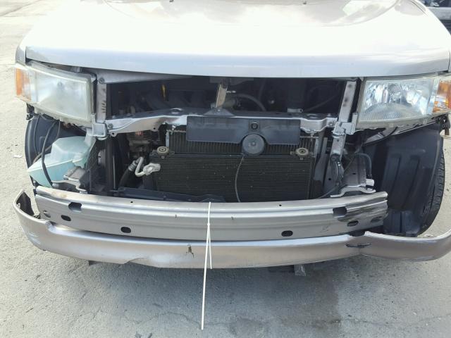 JTLKT324350170088 - 2005 TOYOTA SCION XB 银色 照片 9