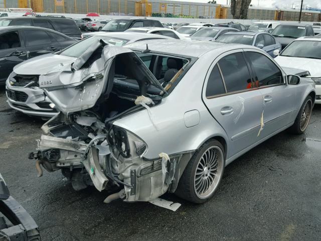 WDBUF65J94A553488 - 2004 MERCEDES-BENZ E 320 SILVER photo 4