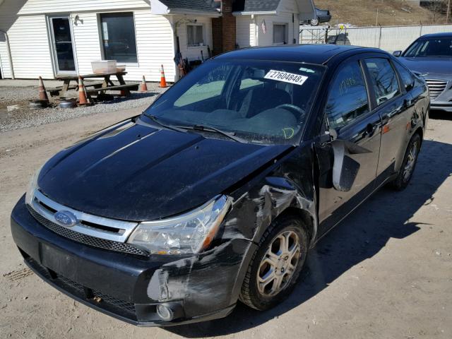 1FAHP35NX8W244726 - 2008 FORD FOCUS SE BLACK photo 2