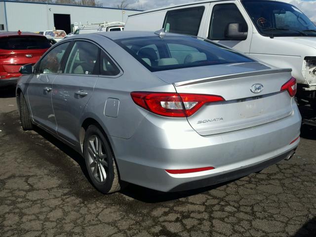 5NPE24AF7GH396970 - 2016 HYUNDAI SONATA SE SILVER photo 3