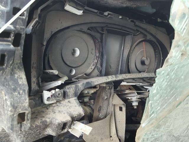 4T1BF1FK8HU319541 - 2017 TOYOTA CAMRY LE 银色 照片 8