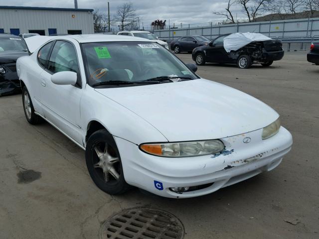 1G3NL12E4XC307904 - 1999 OLDSMOBILE ALERO GL WHITE photo 1