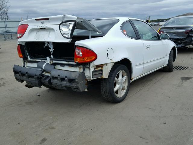 1G3NL12E4XC307904 - 1999 OLDSMOBILE ALERO GL WHITE photo 4