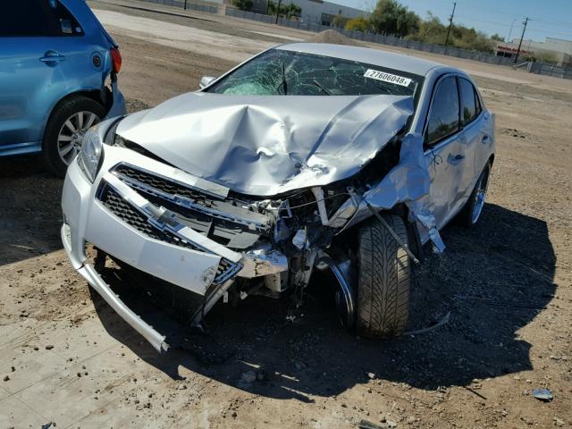 1G11C5SA3DF246731 - 2013 CHEVROLET MALIBU 1LT 银色 照片 2