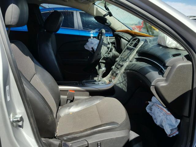 1G11C5SA3DF246731 - 2013 CHEVROLET MALIBU 1LT 银色 照片 5