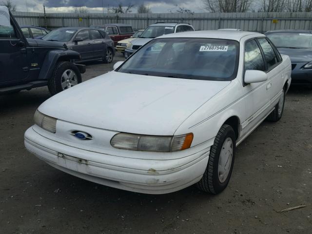 1FALP52U7RG262369 - 1994 FORD TAURUS GL WHITE photo 2