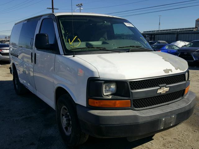 1GCGG25C391173821 - 2009 CHEVROLET EXPRESS G2 WHITE photo 1