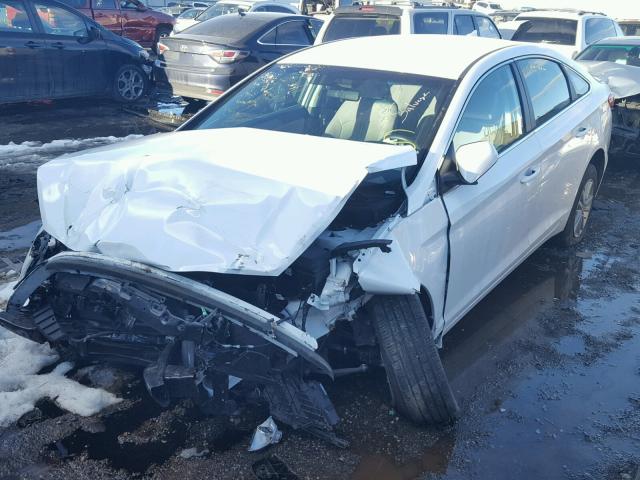 5NPE24AF9HH551388 - 2017 HYUNDAI SONATA SE WHITE photo 2