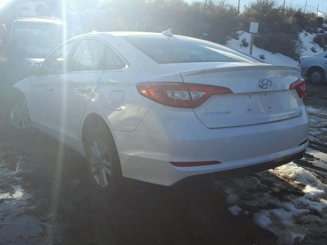 5NPE24AF9HH551388 - 2017 HYUNDAI SONATA SE WHITE photo 3