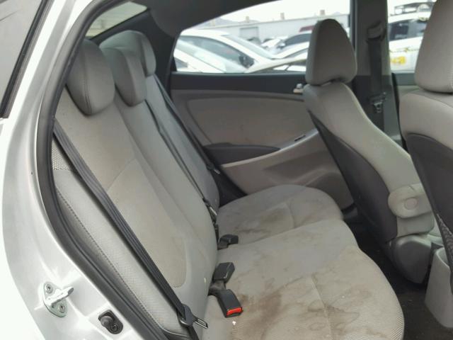 KMHCT4AE3DU329422 - 2013 HYUNDAI ACCENT GLS SILVER photo 6