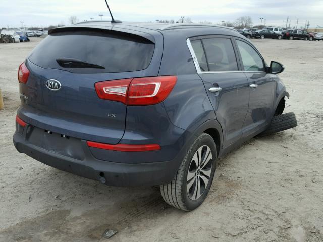 KNDPC3A29C7192604 - 2012 KIA SPORTAGE E BLUE photo 4