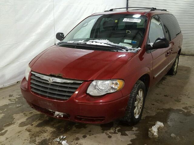 2A4GP54L66R817526 - 2006 CHRYSLER TOWN & COU BURGUNDY photo 2