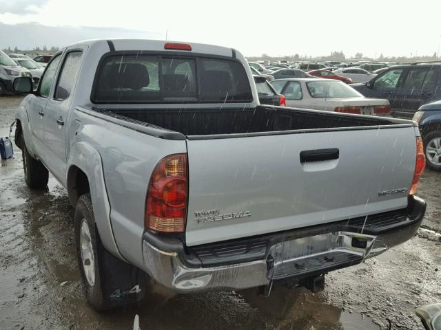 5TELU42N47Z455350 - 2007 TOYOTA TACOMA DOU SILVER photo 3