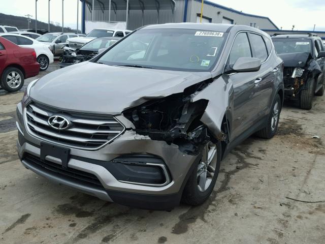 5NMZT3LB1JH071061 - 2018 HYUNDAI SANTA FE S GRAY photo 2