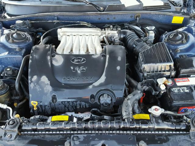 KMHWF35HX2A619321 - 2002 HYUNDAI SONATA GLS BLUE photo 7