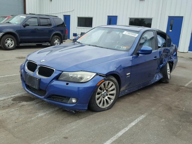 WBAPK53559A643977 - 2009 BMW 328 XI SUL BLUE photo 2