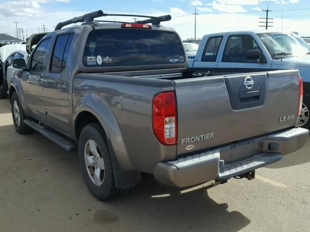 1N6AD07WX6C461293 - 2006 NISSAN FRONTIER C GOLD photo 3