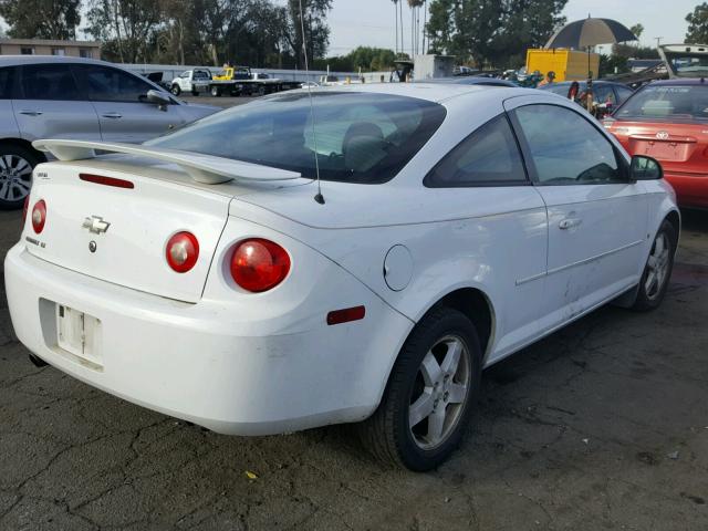 1G1AL15F667777483 - 2006 CHEVROLET COBALT LT WHITE photo 4