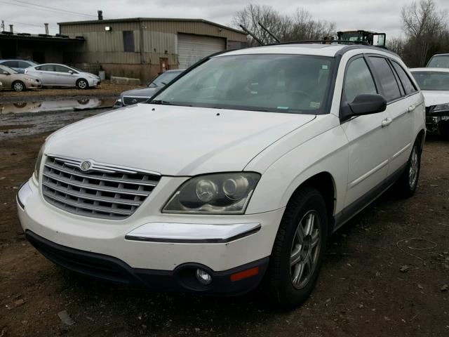 2C8GF68464R505218 - 2004 CHRYSLER PACIFICA WHITE photo 2