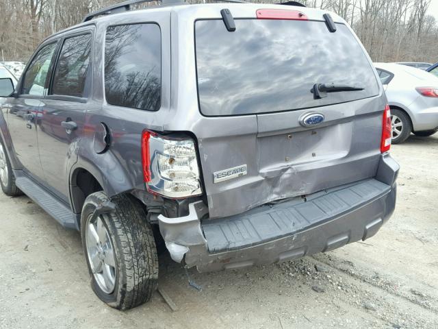 1FMCU03789KD04085 - 2009 FORD ESCAPE XLT GRAY photo 9