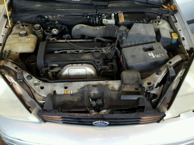 3FAFP31322R231524 - 2002 FORD FOCUS ZX3 SILVER photo 7