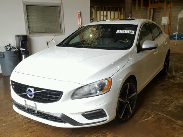 YV126MFP4G2394176 - 2016 VOLVO S60 R DESI WHITE photo 2