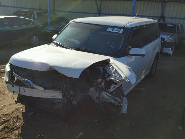 2FMHK6CC4ABA98595 - 2010 FORD FLEX SEL WHITE photo 2