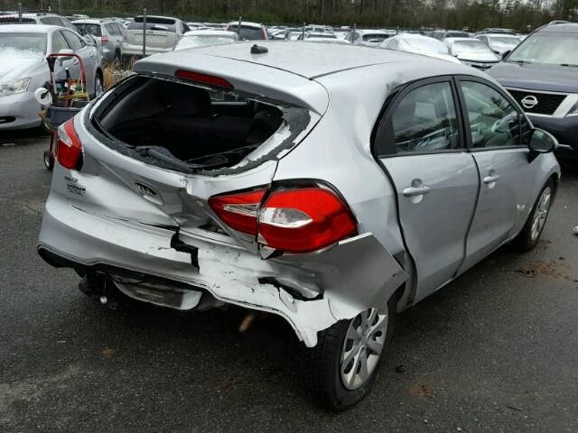 KNADM5A37D6301618 - 2013 KIA RIO LX Արծաթագույն լուսանկար 4