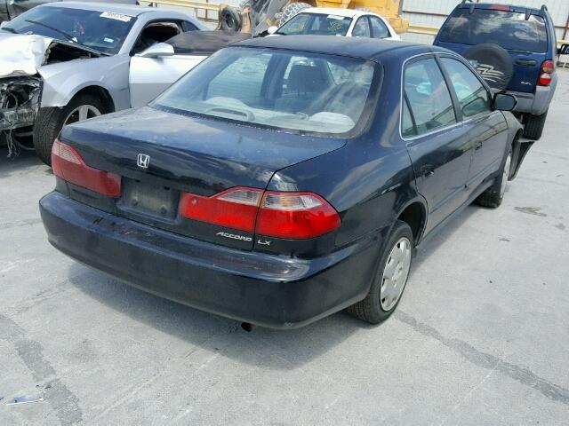 1HGCG5644WA218401 - 1998 HONDA ACCORD BLACK photo 4