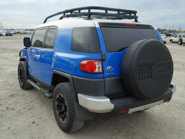 JTEBU11F170044455 - 2007 TOYOTA FJ CRUISER BLUE photo 3