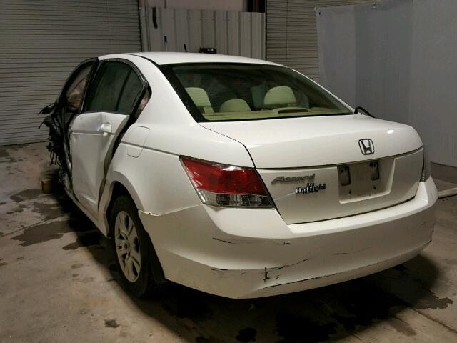 1HGCP26439A065075 - 2009 HONDA ACCORD LXP WHITE photo 3