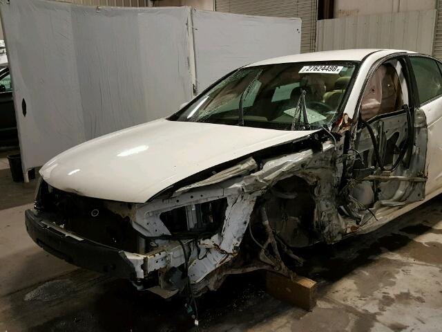 1HGCP26439A065075 - 2009 HONDA ACCORD LXP WHITE photo 9