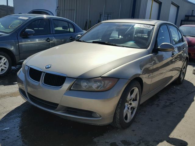 WBAVA33537KX74427 - 2007 BMW 328 I GOLD photo 2