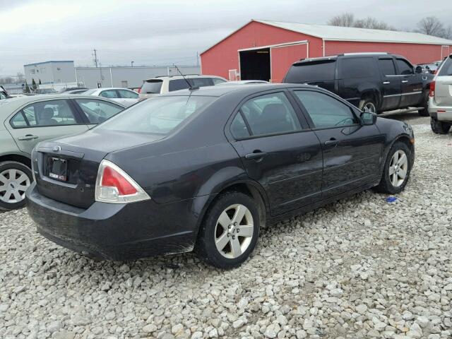 3FAHP07Z57R256458 - 2007 FORD FUSION SE GRAY photo 4