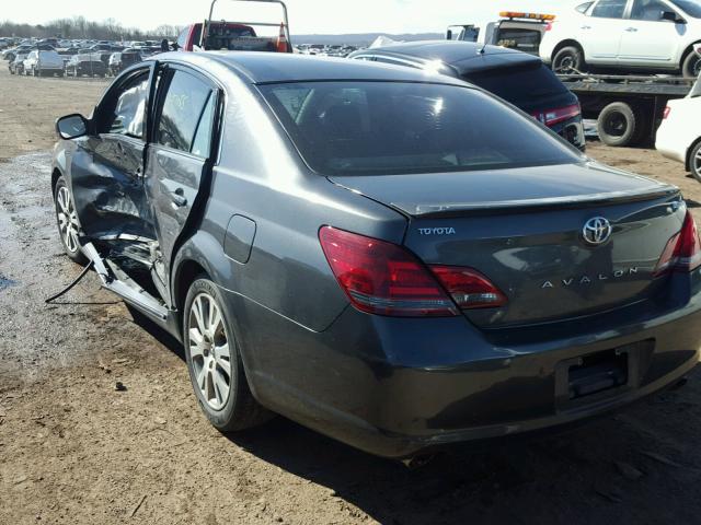 4T1BK36B18U263143 - 2008 TOYOTA AVALON XL GRAY photo 3