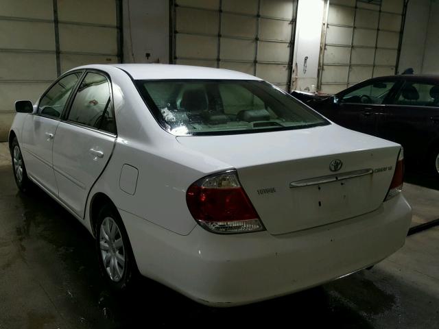 4T1BE32K56U737265 - 2006 TOYOTA CAMRY LE WHITE photo 3