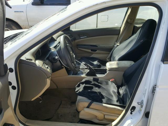 1HGCP26358A129901 - 2008 HONDA ACCORD LX WHITE photo 5