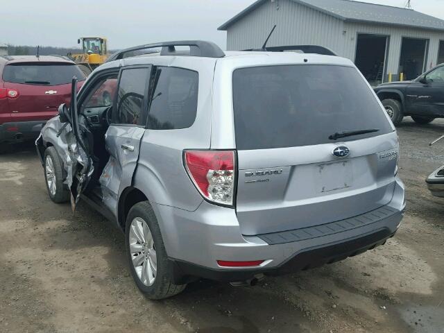 JF2SHADC4CH423554 - 2012 SUBARU FORESTER 2 SILVER photo 3