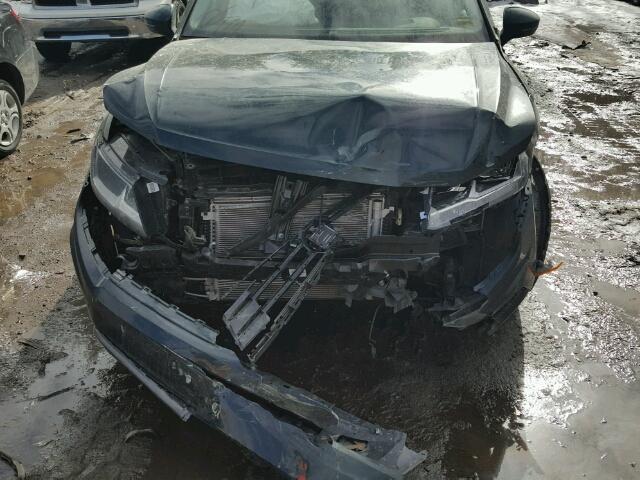 3VV2B7AX4JM036796 - 2018 VOLKSWAGEN TIGUAN SE Grün Foto 9