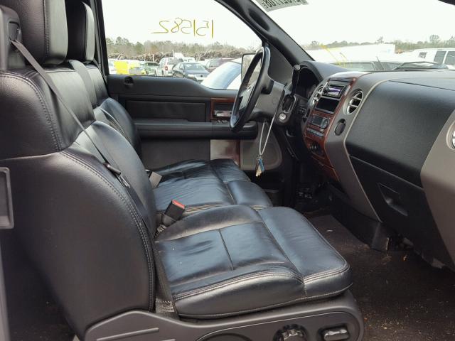 1FTPX12555NB53010 - 2005 FORD F150 WHITE photo 5